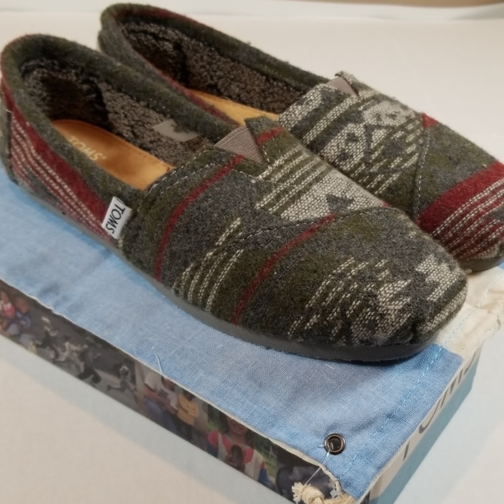 Toms Jacquard Classic Brand New Moccasins